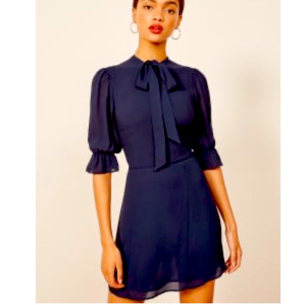Reformation Cassie Dress Size 6 Navy